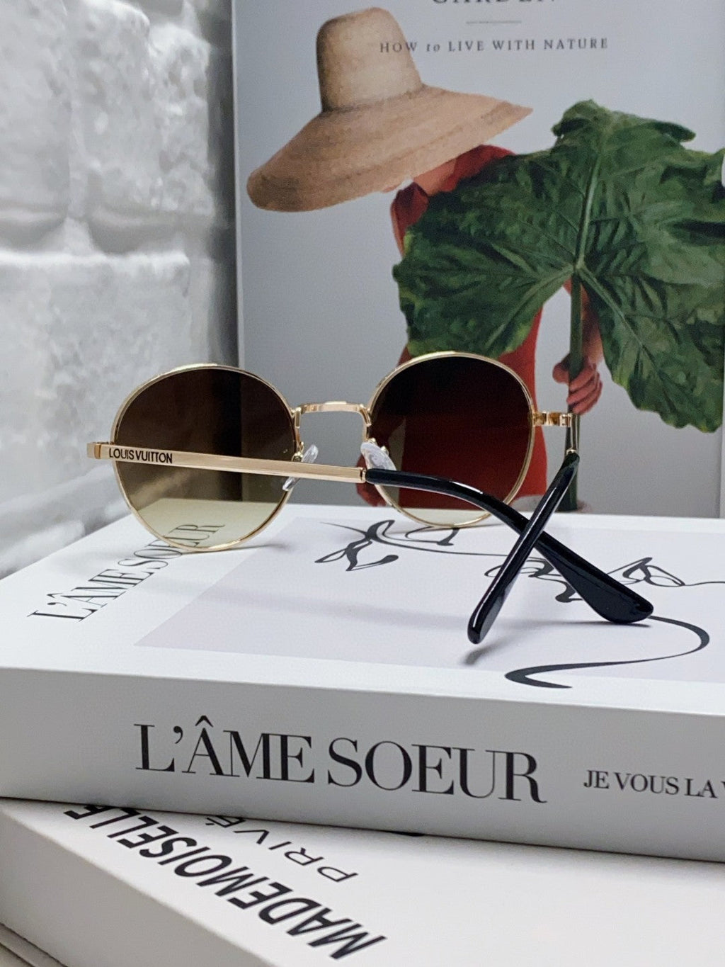 LOUIS VUITTON SIGNATURE ROUND SUNGLASS 581382 IN GOLD METAL BROWN SMOKE LENSES