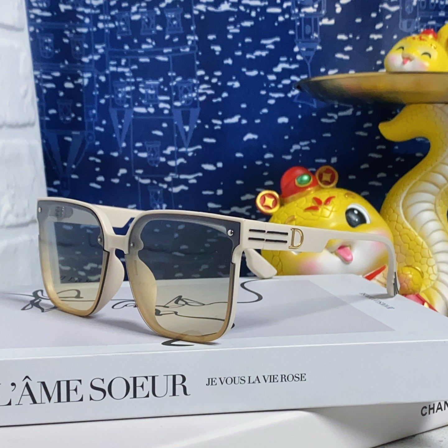 DIOR MONTAIGNE SUNGLASS 560858 IN IVORY ACETATE GREY YELLOW SMOKE LENSES