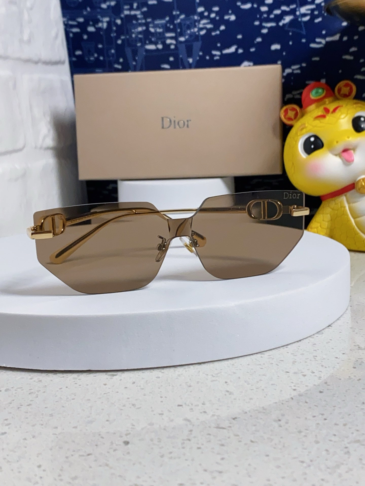 DIOR MONTAIGNE SUNGLASS 563193 IN GOLD METAL BROWN LENSES