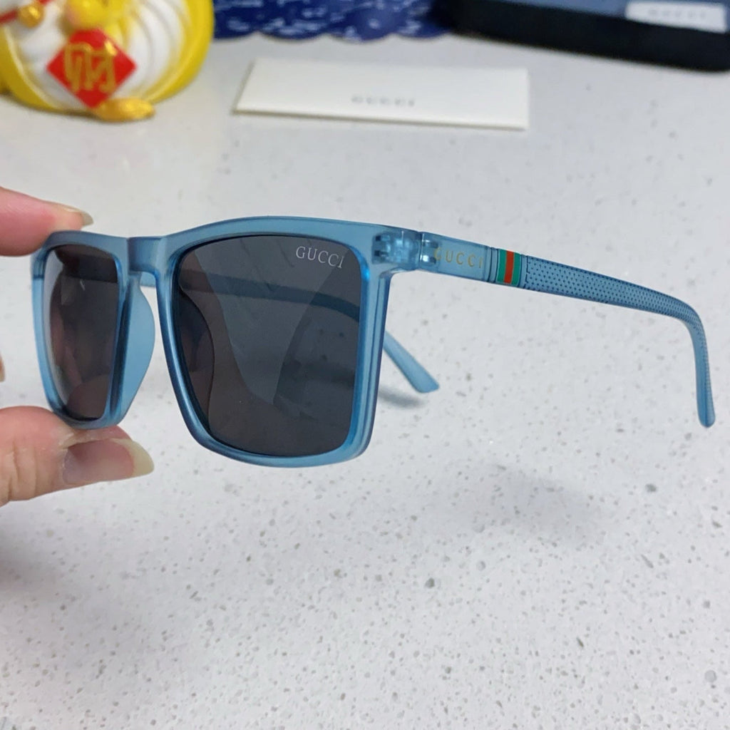 RECTANGULAR FRAME SUNGLASSES 563258 IN ACETATE