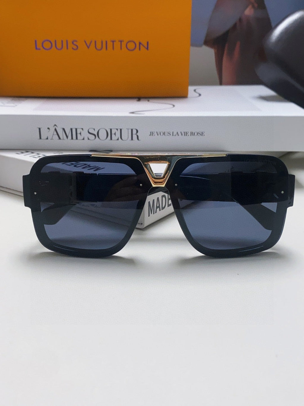 LOUIS VUITTON EVIDENCE SUNGLASSES 574719 IN BLACK ACETATE