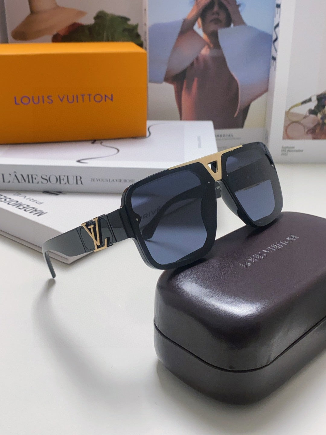 LOUIS VUITTON EVIDENCE SUNGLASSES 574719 IN BLACK ACETATE