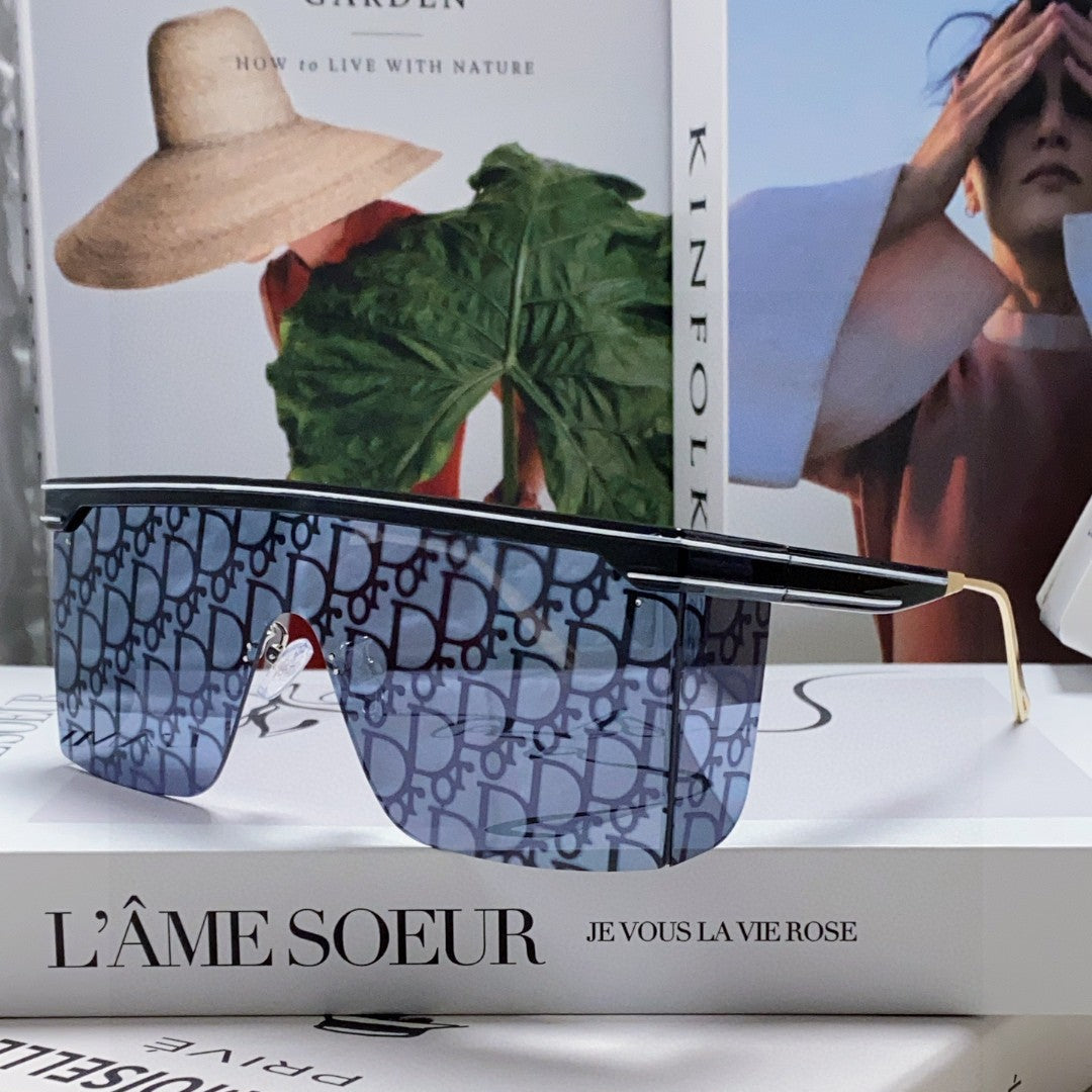 DIOR OBLIQUE SUNGLASS CLUB M1U IN BLACK ACETATE