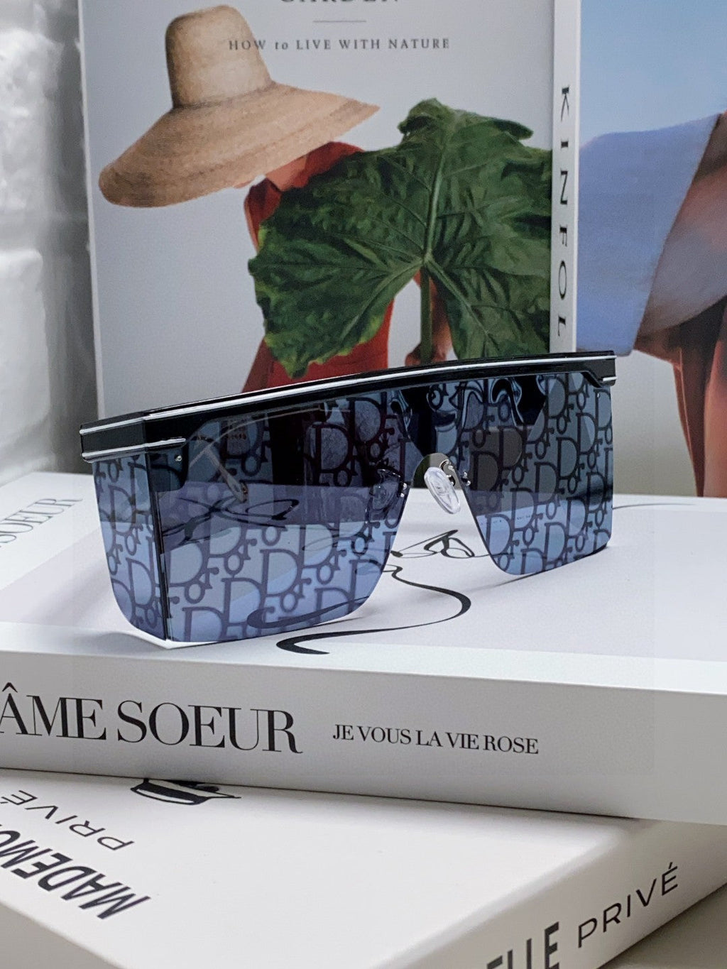 DIOR OBLIQUE SUNGLASS CLUB M1U IN BLACK ACETATE