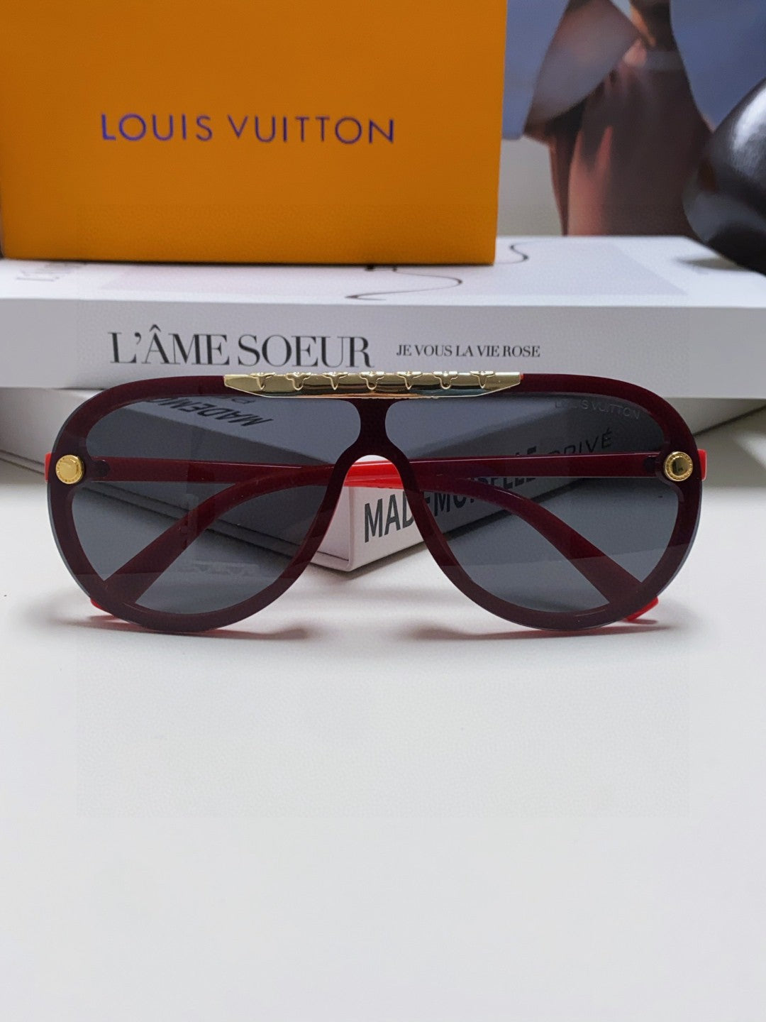 LOUIS VUITTON BLACKWOOD SUNGLASSES 567457 IN RED ACETATE GOLD METAL