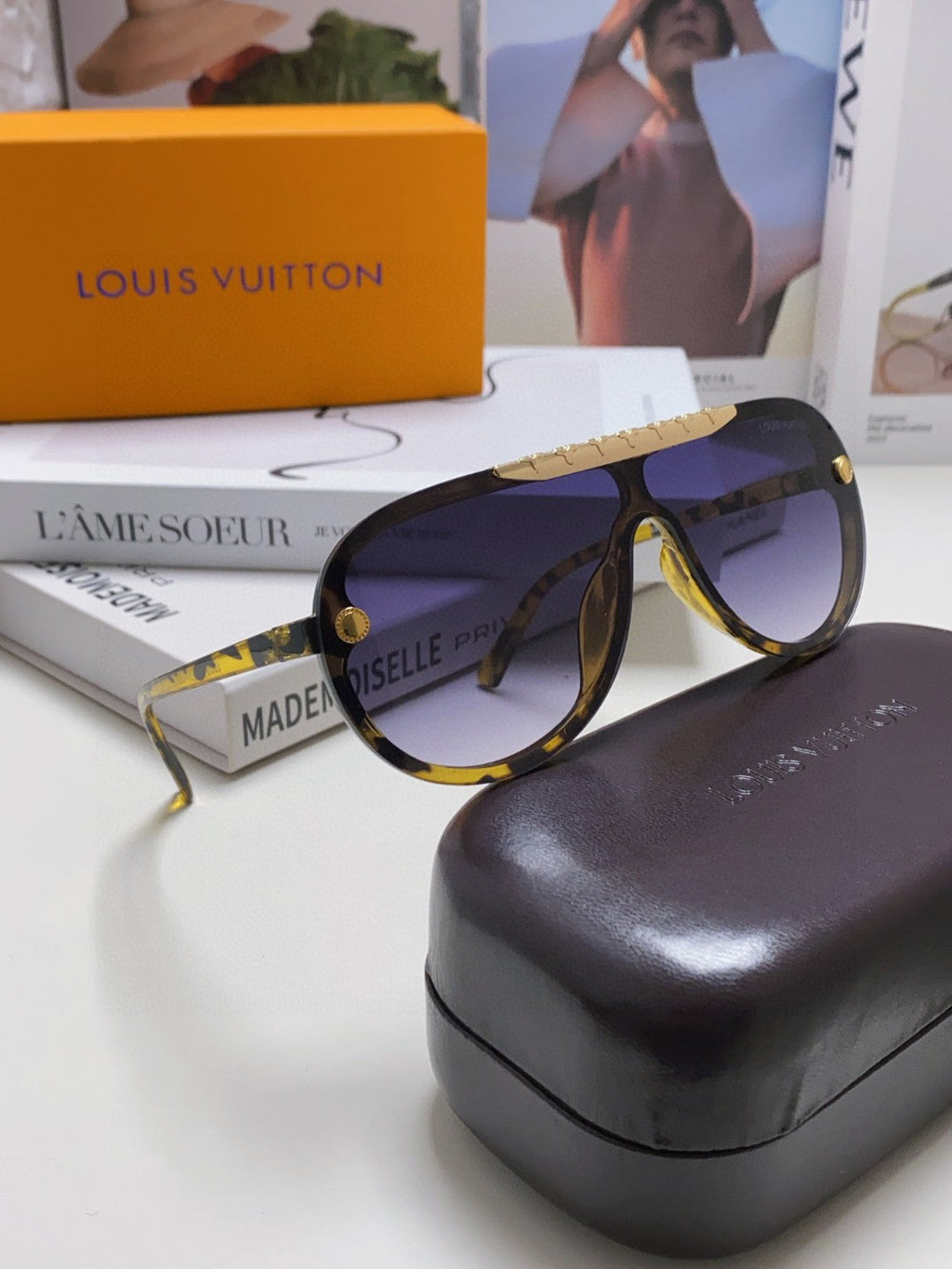 LOUIS VUITTON BLACKWOOD SUNGLASSES 567459 IN YELLOW HAVANA ACETATE GOLD METAL