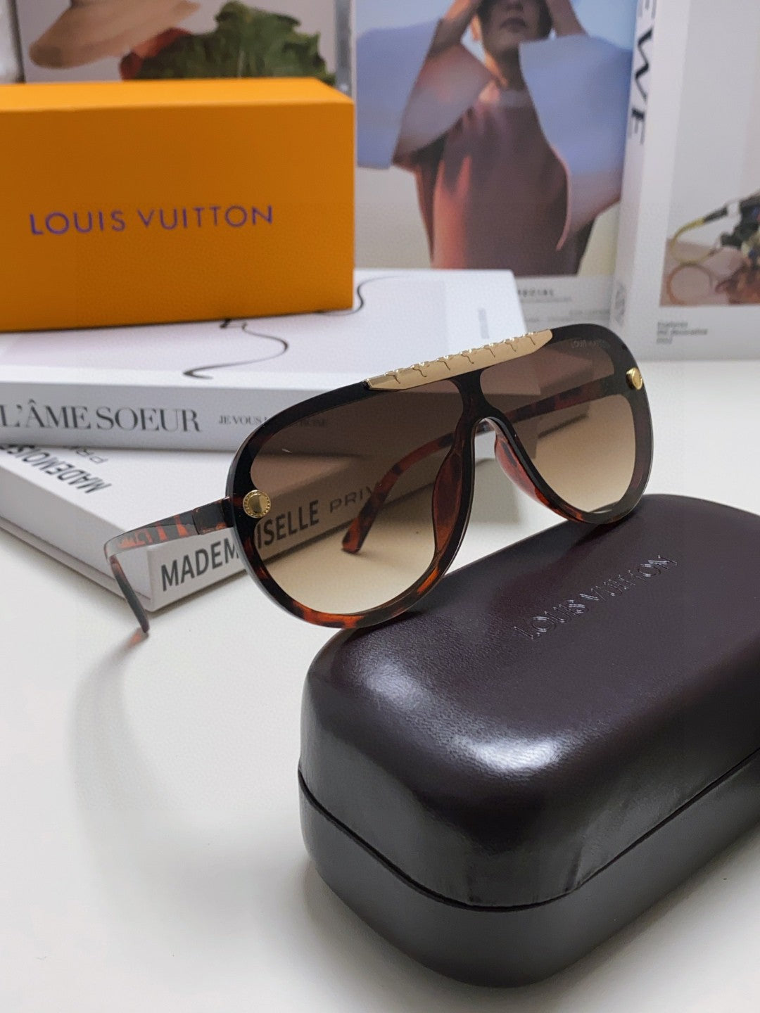 LOUIS VUITTON BLACKWOOD SUNGLASSES 567460 IN HAVANA ACETATE GOLD METAL