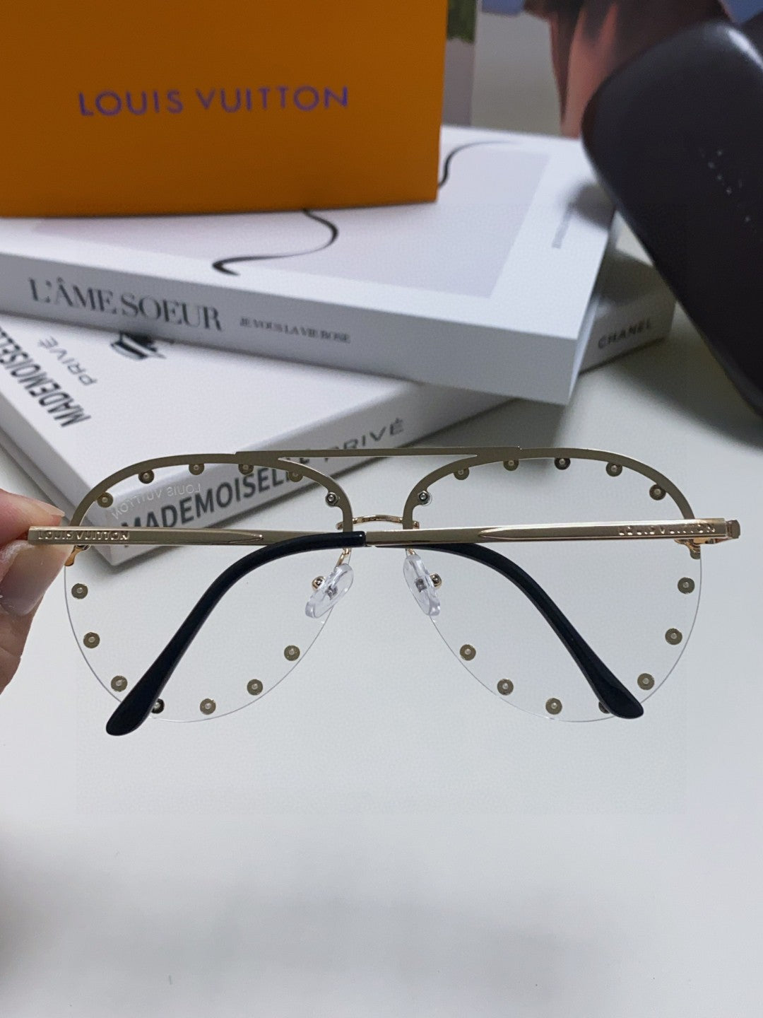 LOUIS VUITTON PARTY PILOT SUNGLASSES 567463 IN GOLD METAL CLEAR LENSES