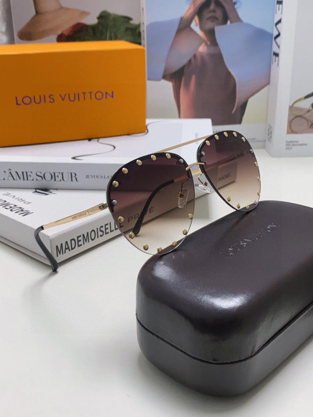 LOUIS VUITTON PARTY PILOT SUNGLASSES 567464 IN GOLD METAL BROWN SMOKE LENSES