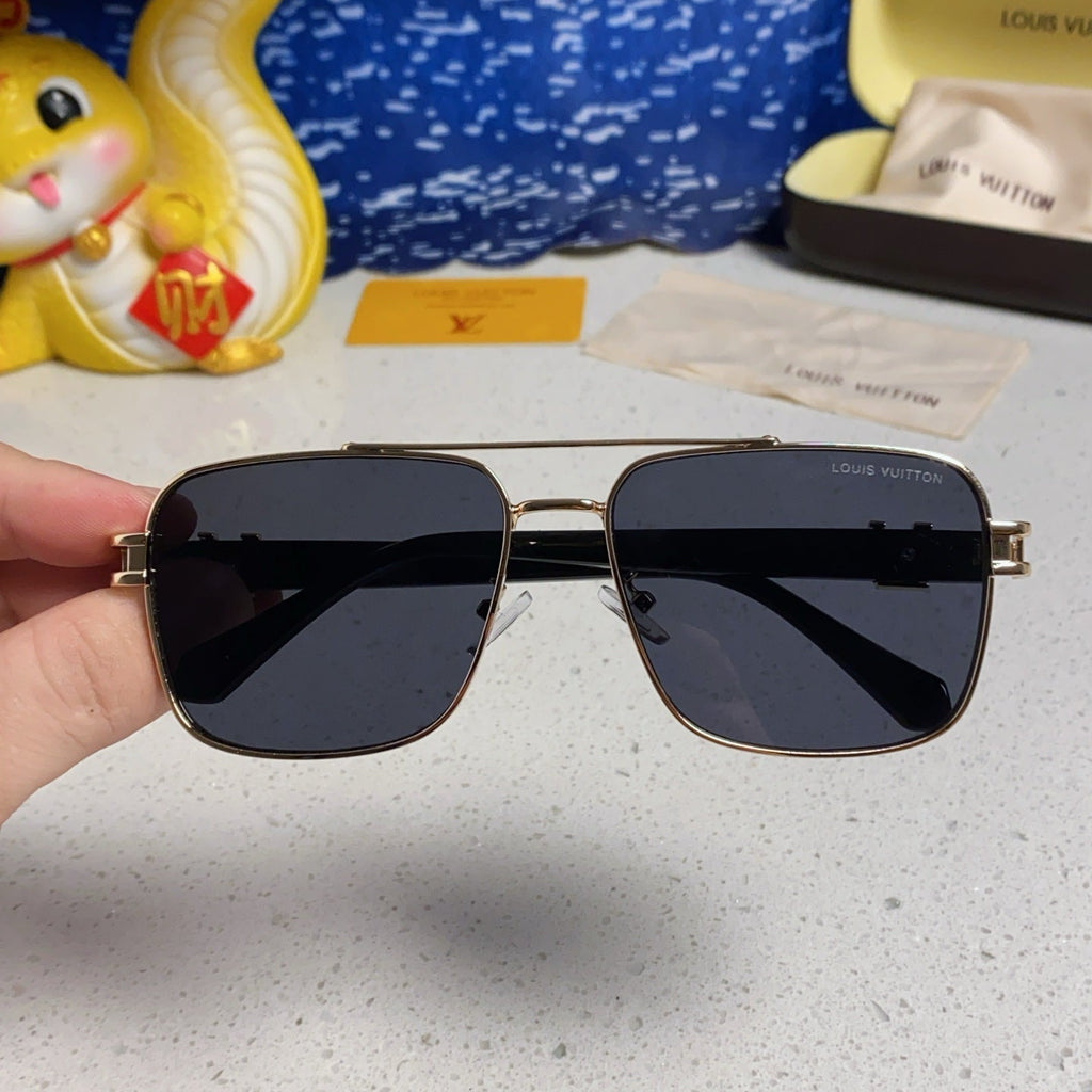 LOUIS VUITTON SIGNATURE SQUARE SUNGLASSES 567476 IN GOLD METAL BLACK LENSES