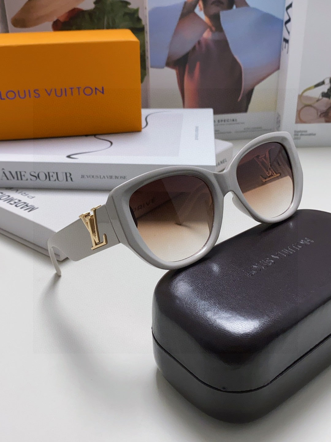 LOUIS VUITTON ICON CAT EYE SUNGLASSES 570246 IN GREY ACETATE