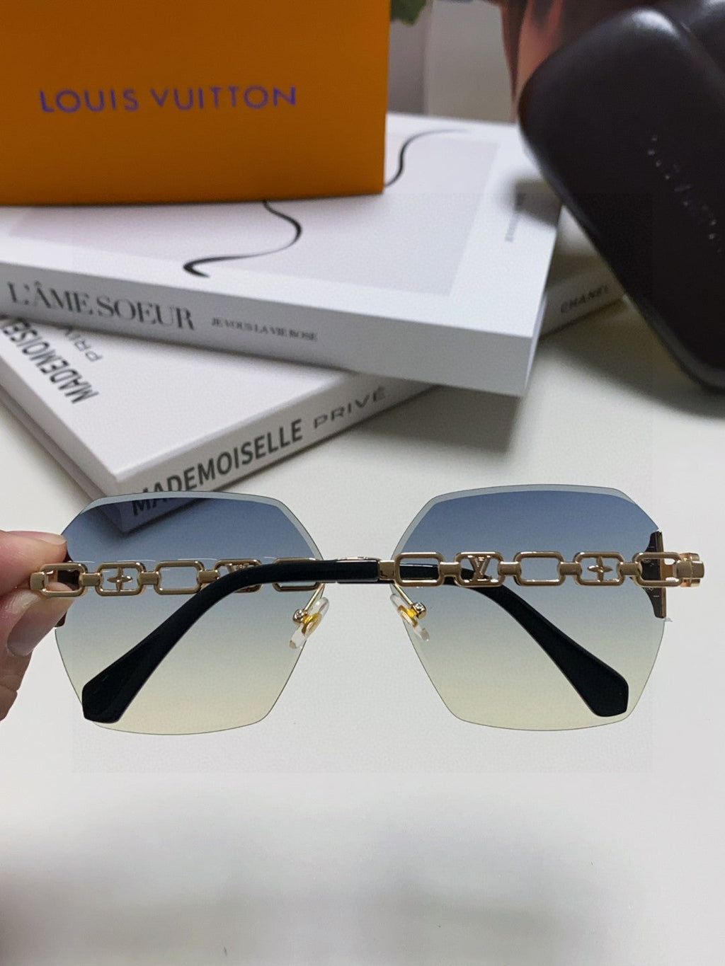 LOUIS VUITTON CHAIN SQUARE SUNGLASSES 570259 IN GOLD METAL GREY YELLOW SMOKE LENS