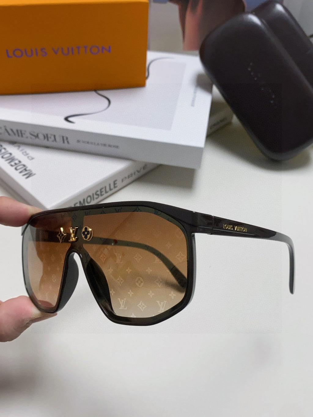 LOUIS VUITTON WAIMEA SUNGLASSES 570267 IN BROWN ACETATE MONOGRAM ON LENS