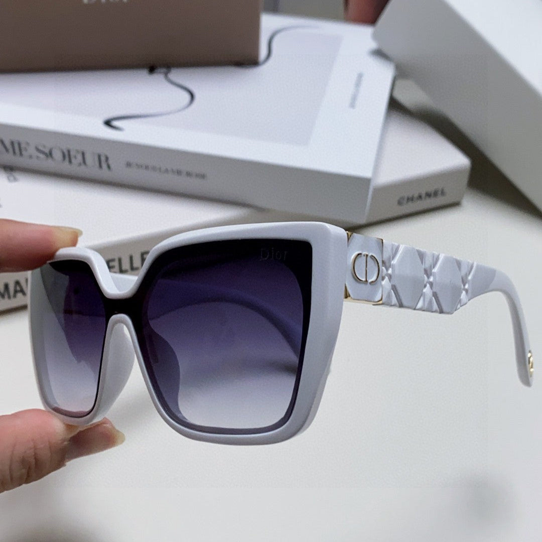 DIOR LADY 95.22 S2F SUNGLASS 571584 IN WHITE ACETATE