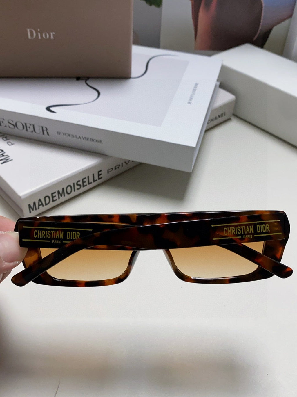 DIOR SIGNATURE SUNGLASS 571587 IN HAVANA ACETATE