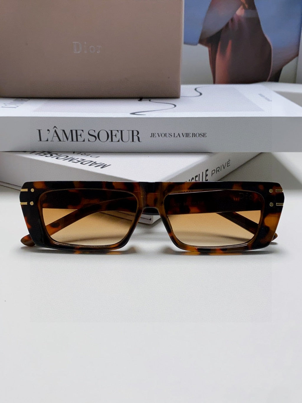 DIOR SIGNATURE SUNGLASS 571587 IN HAVANA ACETATE