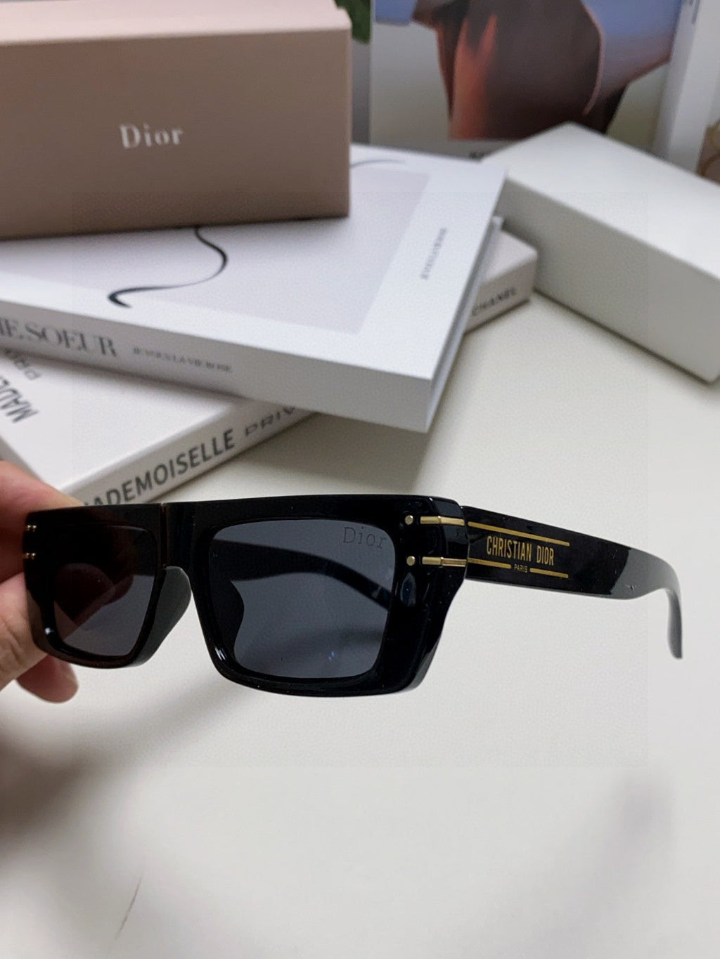 DIOR SIGNATURE SUNGLASS 571588 IN BLACK ACETATE