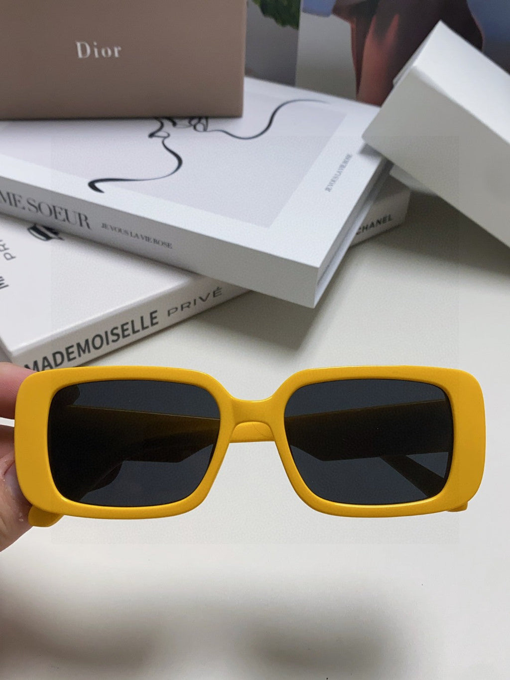 DIOR MONTAIGNE SUNGLASS 571593 IN YELLOW ACETATE TEXT LOGO