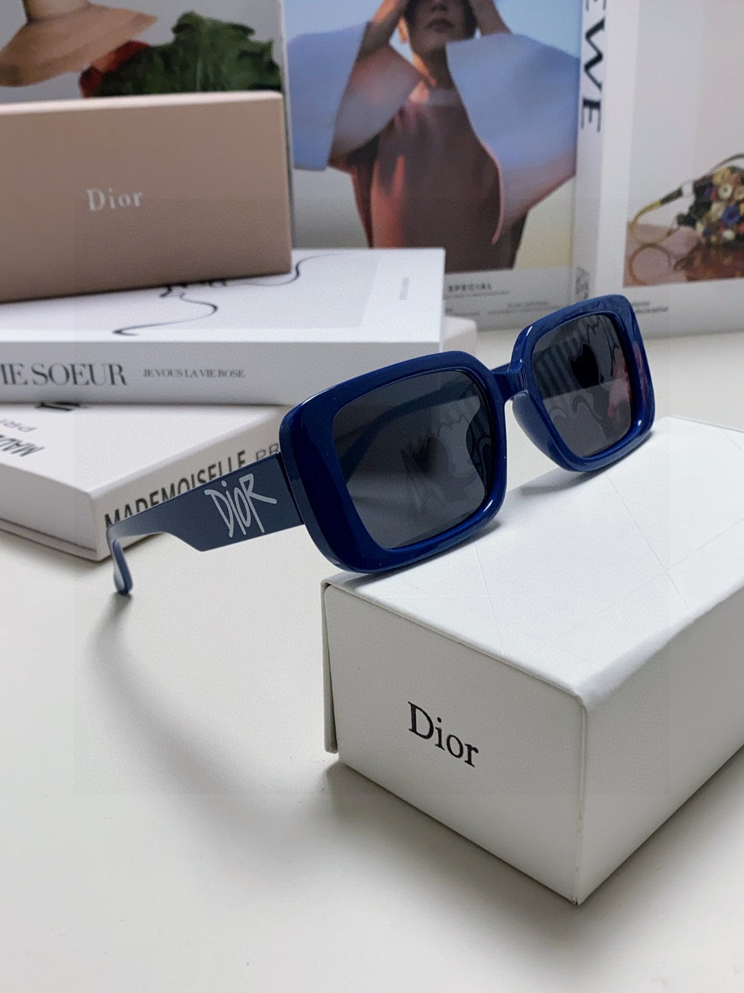 DIOR MONTAIGNE SUNGLASS 571595 IN BLUE ACETATE TEXT LOGO
