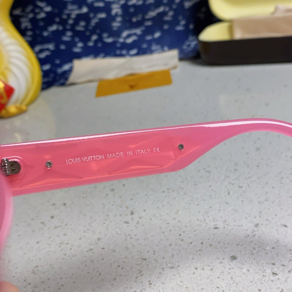LOUIS VUITTON CAT EYE SUNGLASSES 576881 IN PINK AND GOLD ACETATE