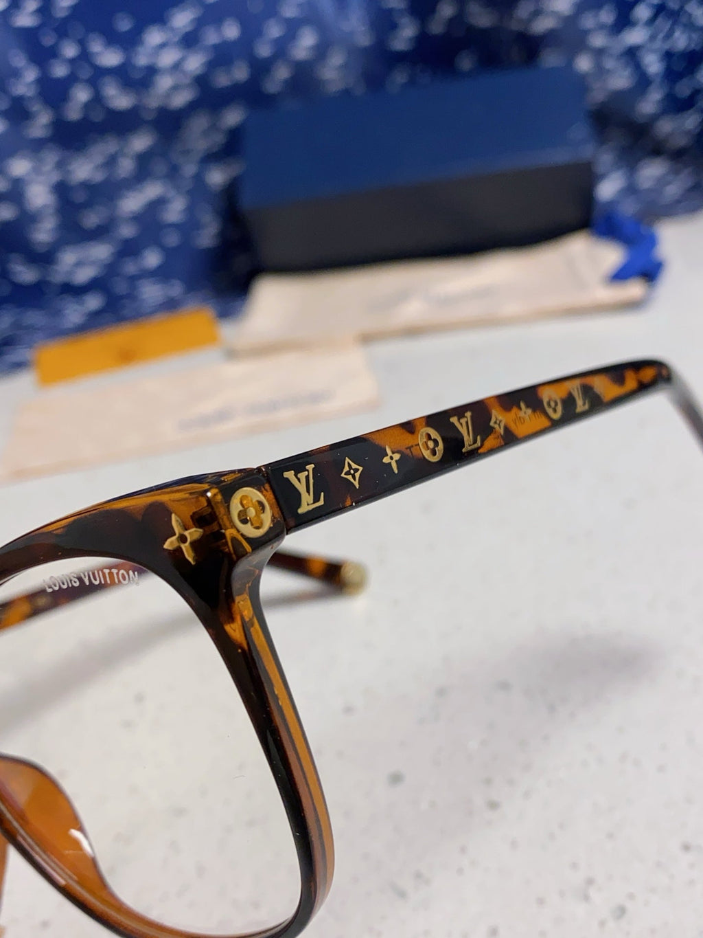 LOUIS VUITTON CAT EYE SUNGLASSES 573323 IN HAVANA ACETATE MONOGRAM LOGO