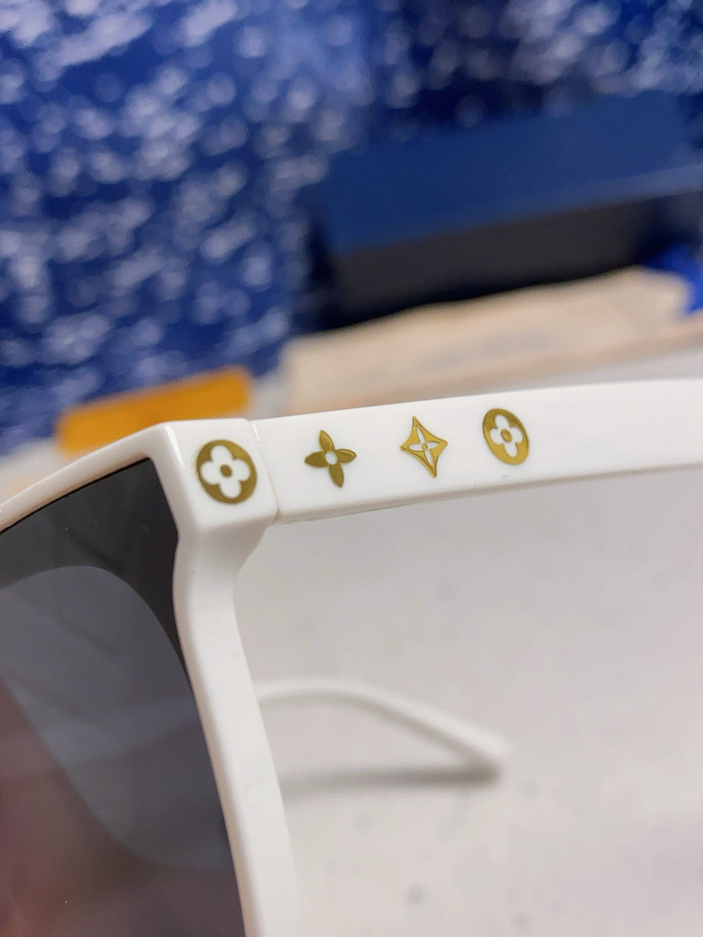 LOUIS VUITTON CAT EYE SUNGLASSES 571651 IN WHITE ACETATE