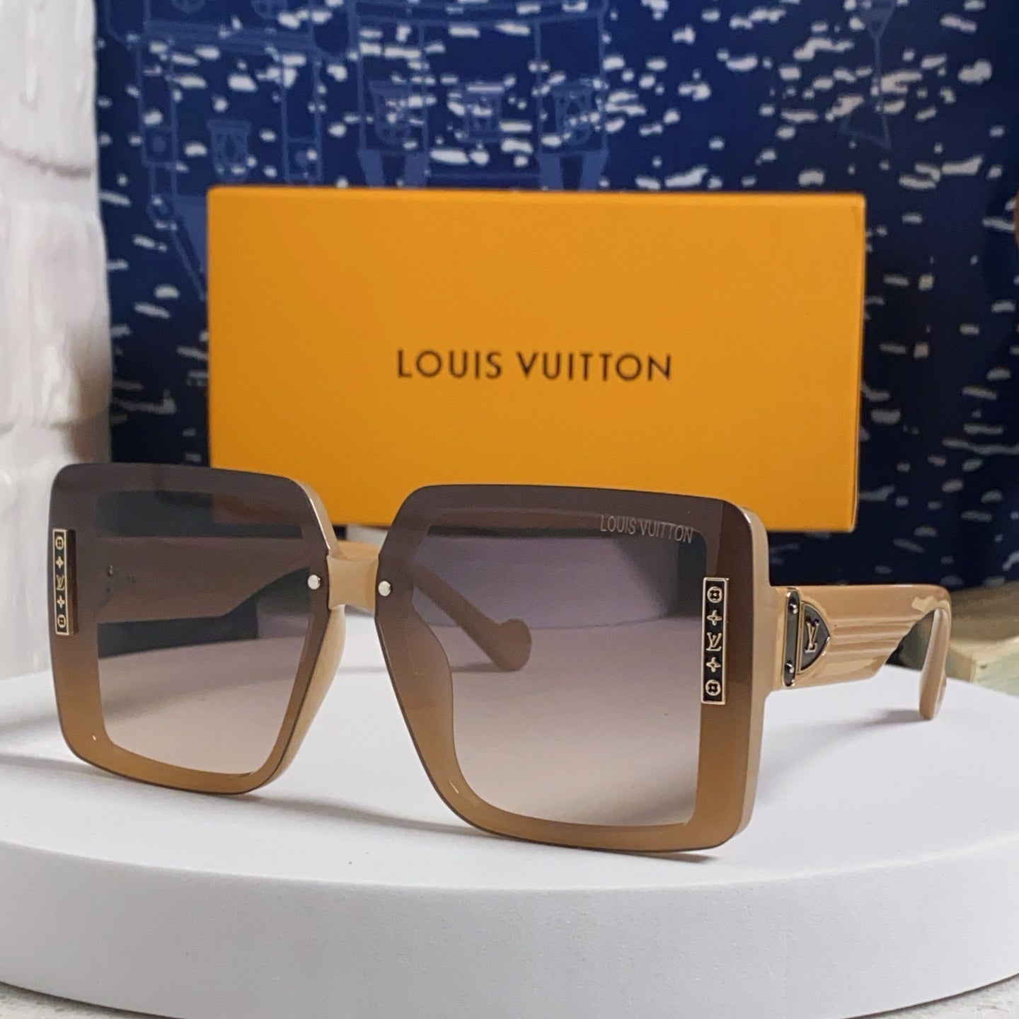 LOUIS VUITTON SQUARE SUNGLASSES 571654 IN DARK BEIGE SMOKE ACETATE