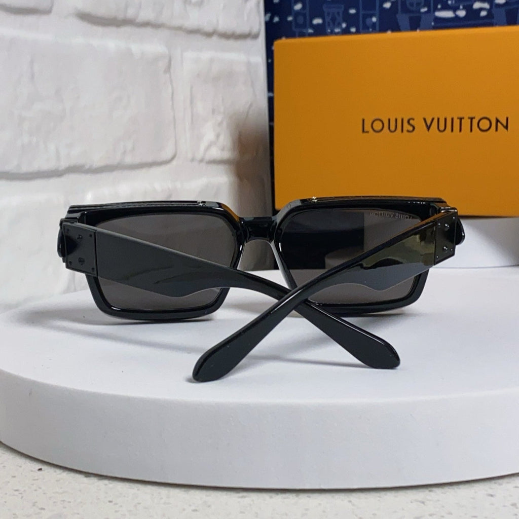 LOUIS VUITTON RECTANGLE SUNGLASSES 575846 IN BLACK ACETATE