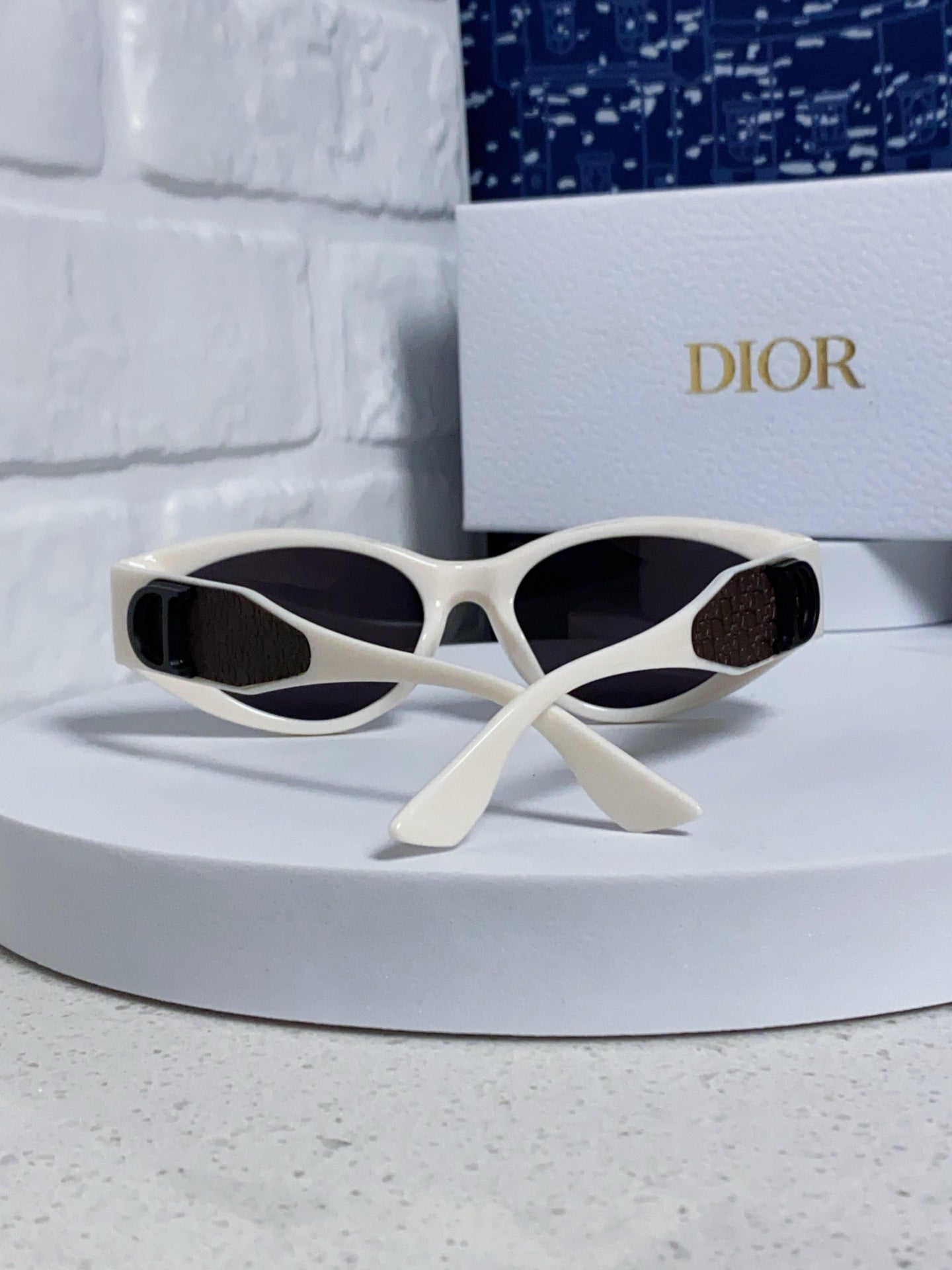 DIOR MONTAIGNE SUNGLASS 578113 IN OFF WHITE ACETATE