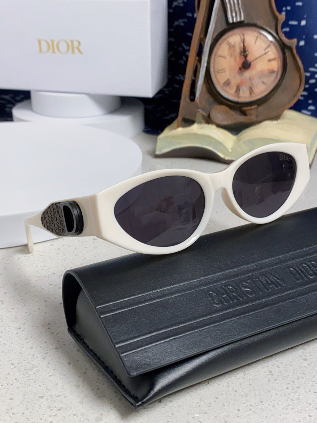 DIOR MONTAIGNE SUNGLASS 578113 IN OFF WHITE ACETATE