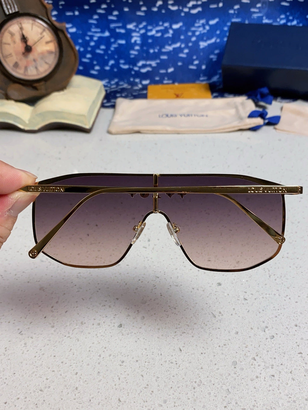 LOUIS VUITTON GOLDEN MASK SUNGLASSES 582732 IN GOLD METAL DARK GREY SMOKE LENSES