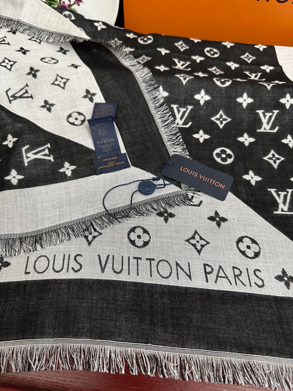 LOUIS VUITTON MONOGRAM 140 CM SQUARE SCARF IN BLACK MIX WHITE CASHMERE 391107