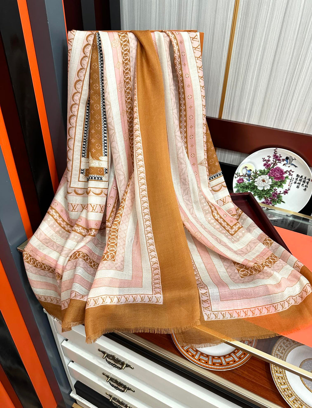 LOUIS VUITTON SCARF 200 CM IN COLORFUL CASHMERE 394891