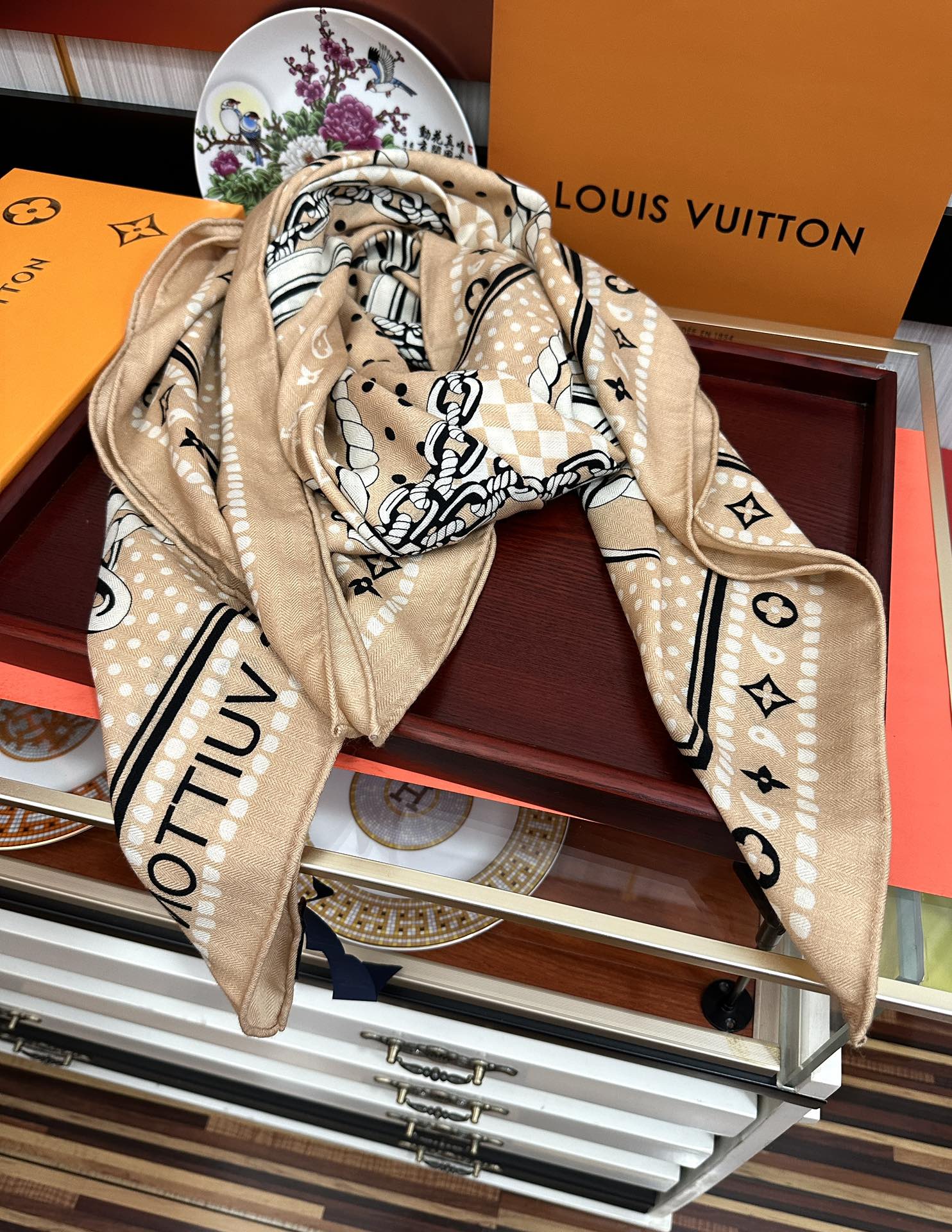 LOUIS VUITTON SAILOR BANDANA SQUARE IN BISQUE BEIGE SILK SCARF 140 CM