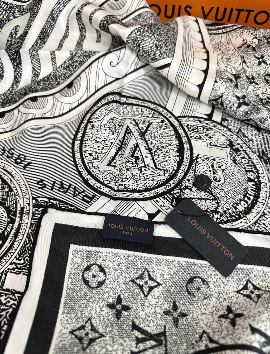 LOUIS VUITTON SQUARE SILK SCARF MALLES MERVEILLEUSES 90 CM BLACK MIX WHITE 399997