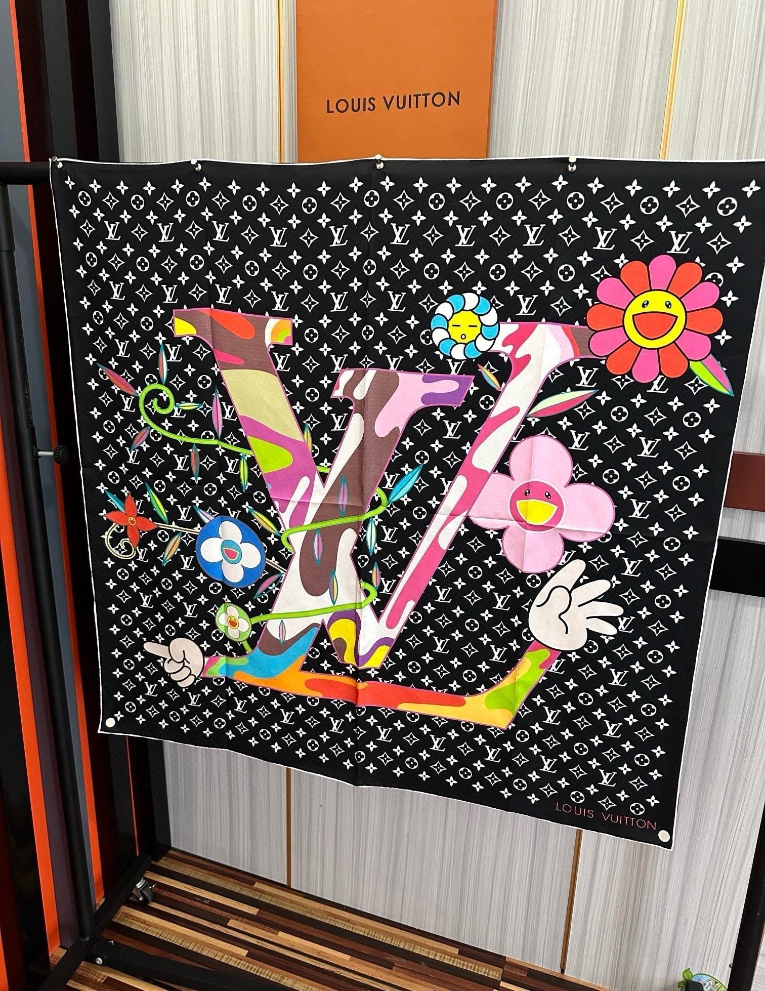 LOUIS VUITTON LV SCARF 90 CM IN SILK 10