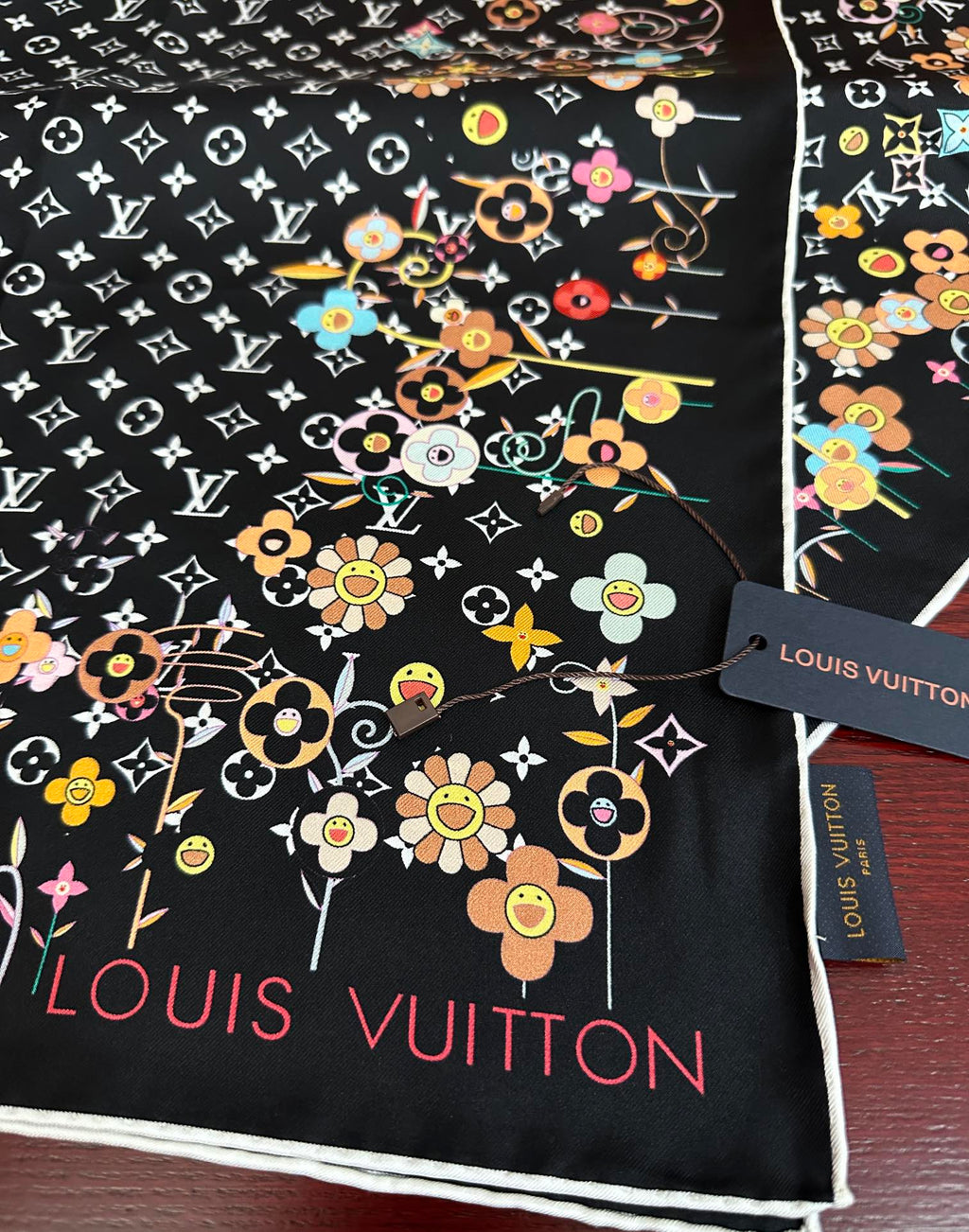 LOUIS VUITTON LV SCARF 90 CM IN SILK 730541