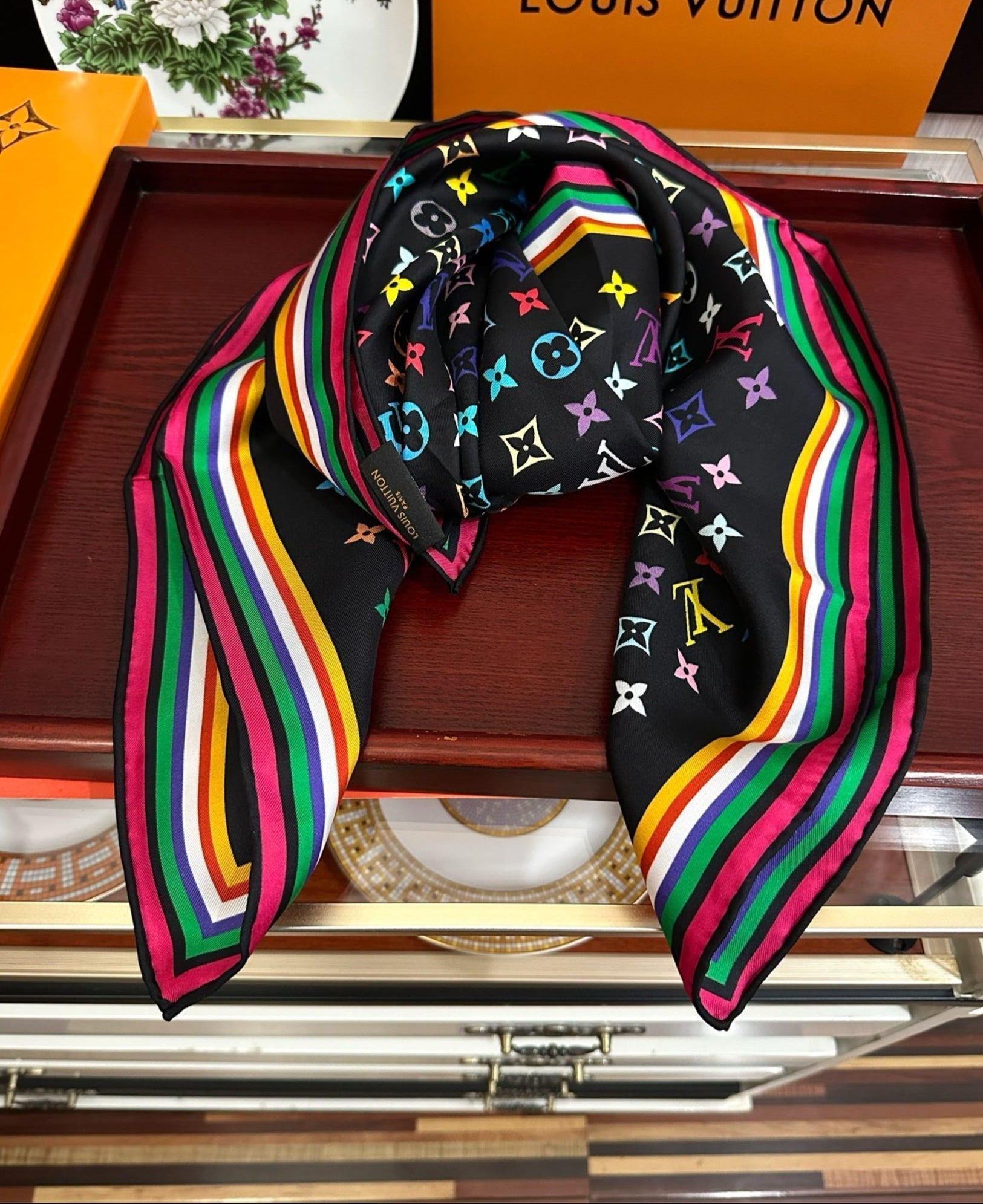 LOUIS VUITTON LV SCARF 90 CM IN SILK 07