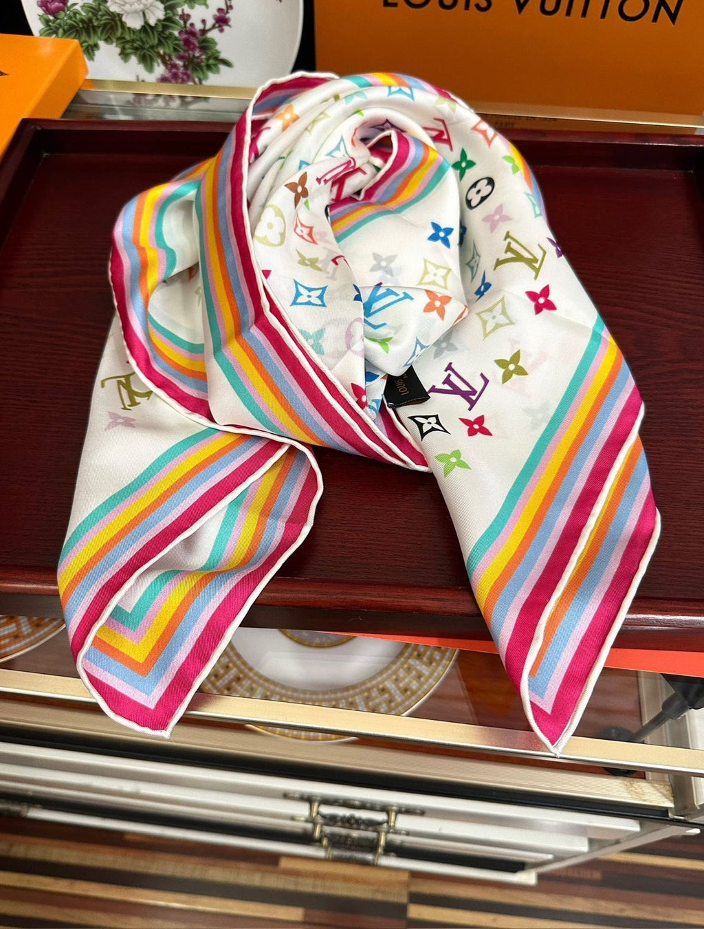 LOUIS VUITTON LV SCARF 90 CM IN SILK 06