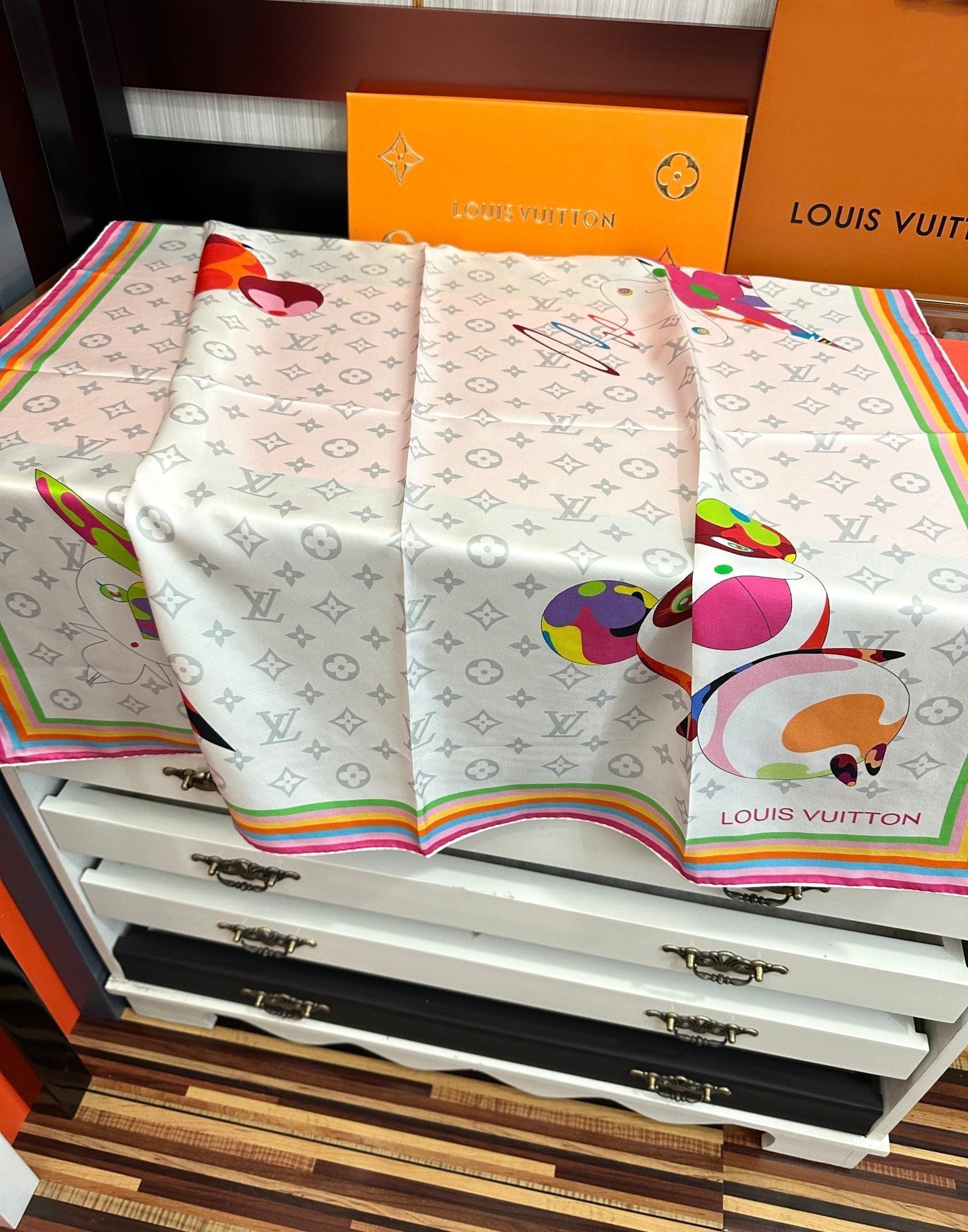 LOUIS VUITTON LV SCARF 90 CM IN SILK 738414