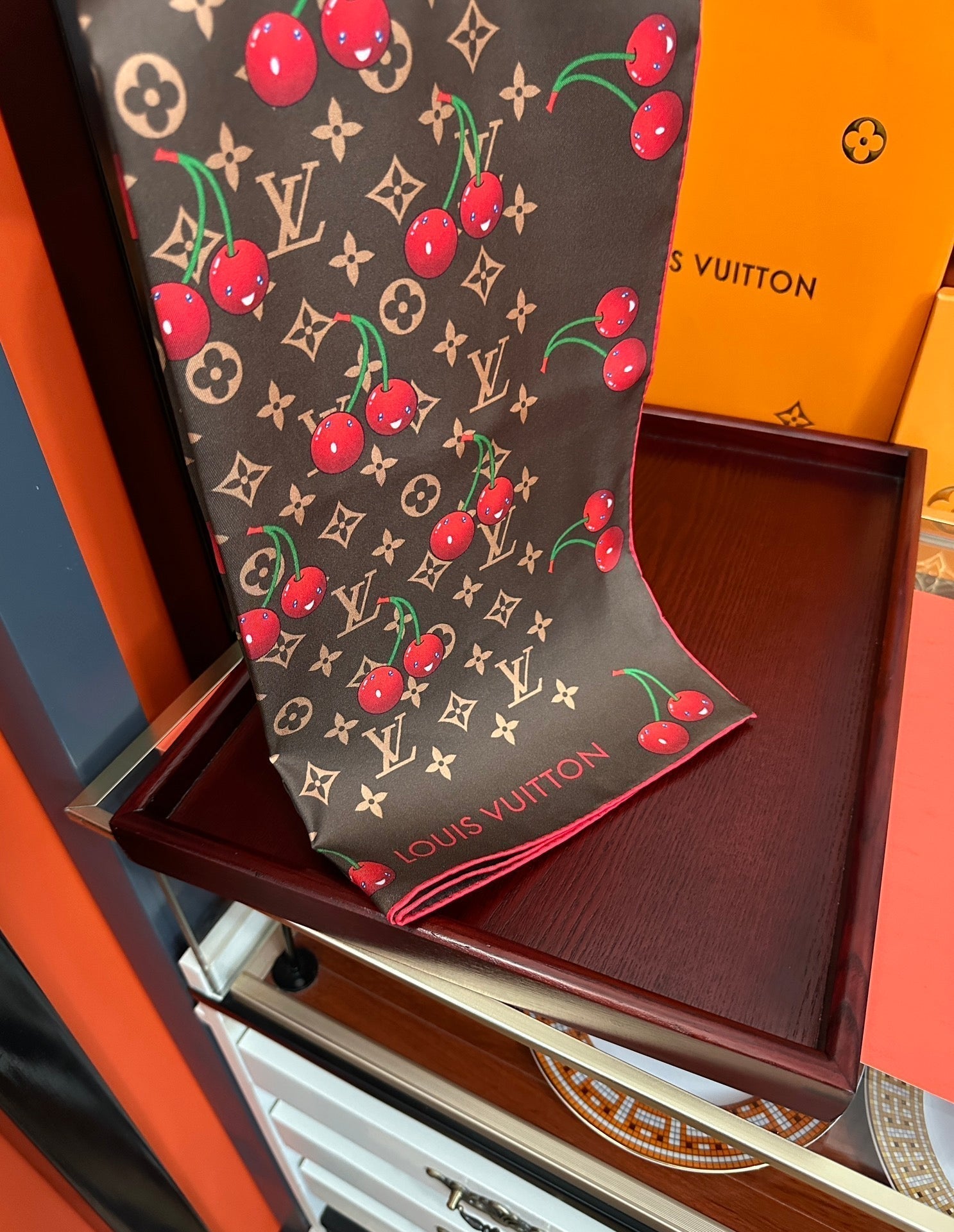 LOUIS VUITTON LV SCARF 90 CM IN SILK 05
