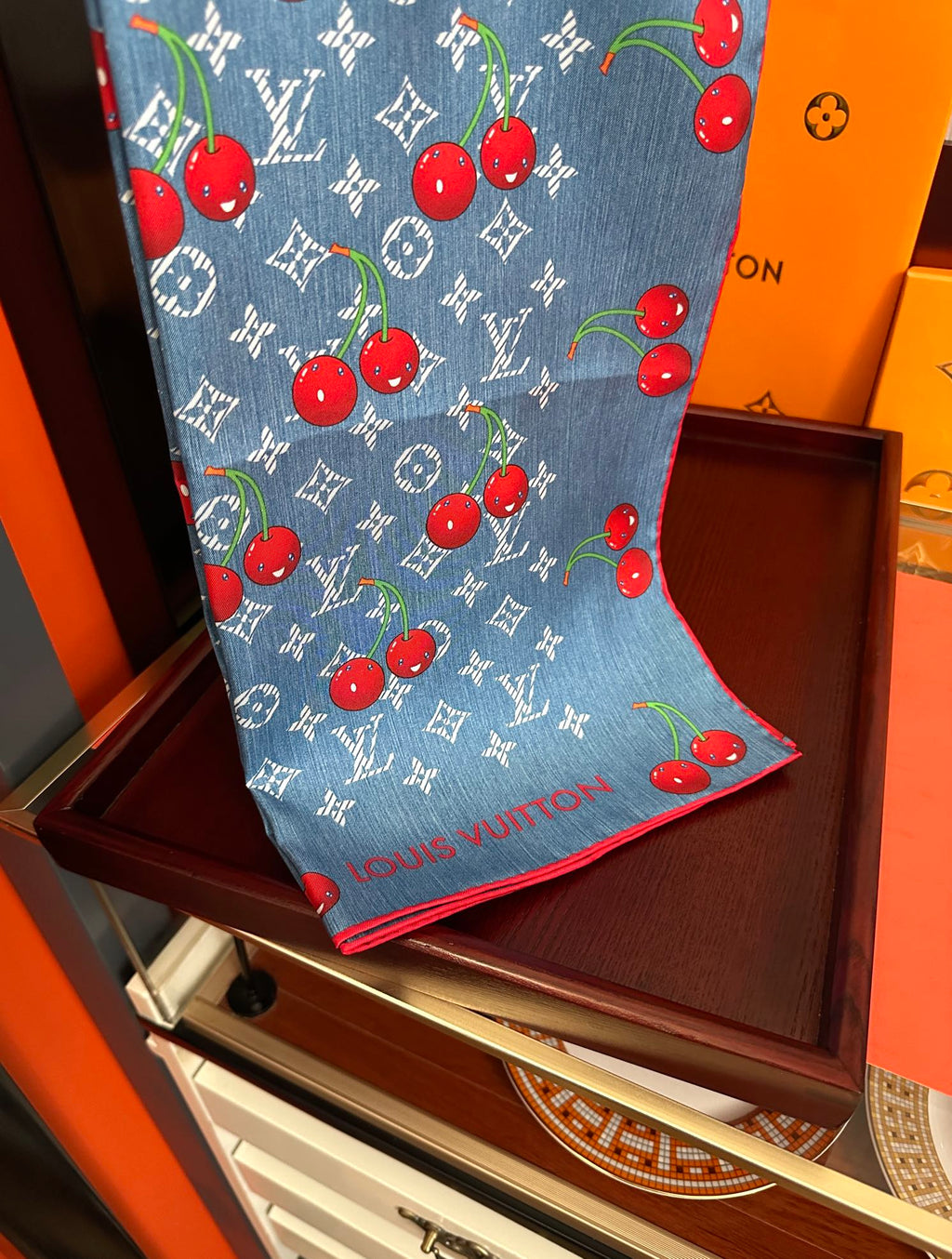 LOUIS VUITTON LV SCARF 90 CM IN SILK 04