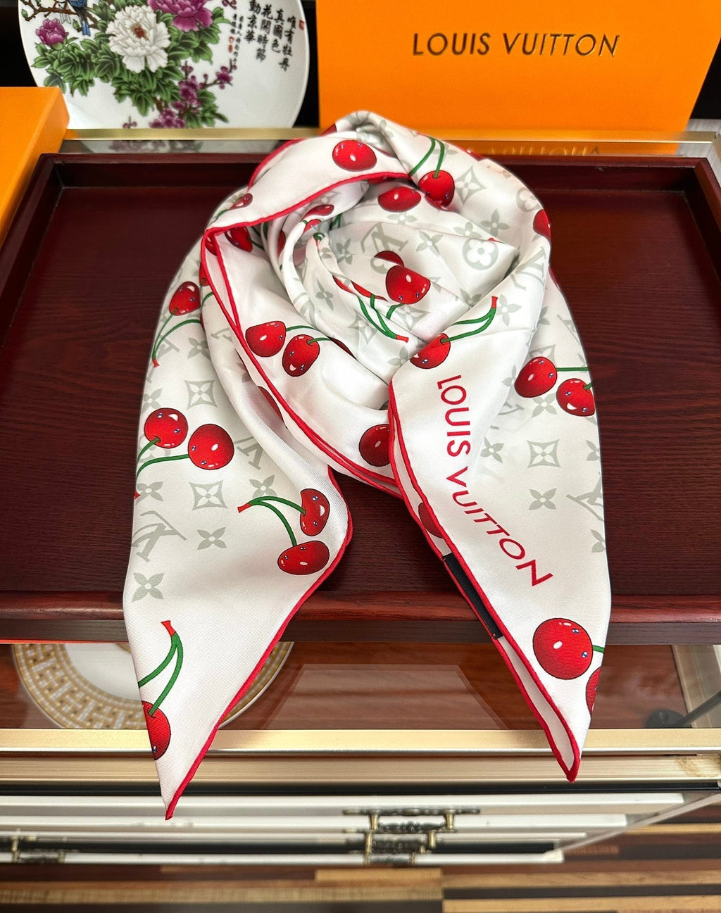 LOUIS VUITTON LV SCARF 90 CM IN SILK 03