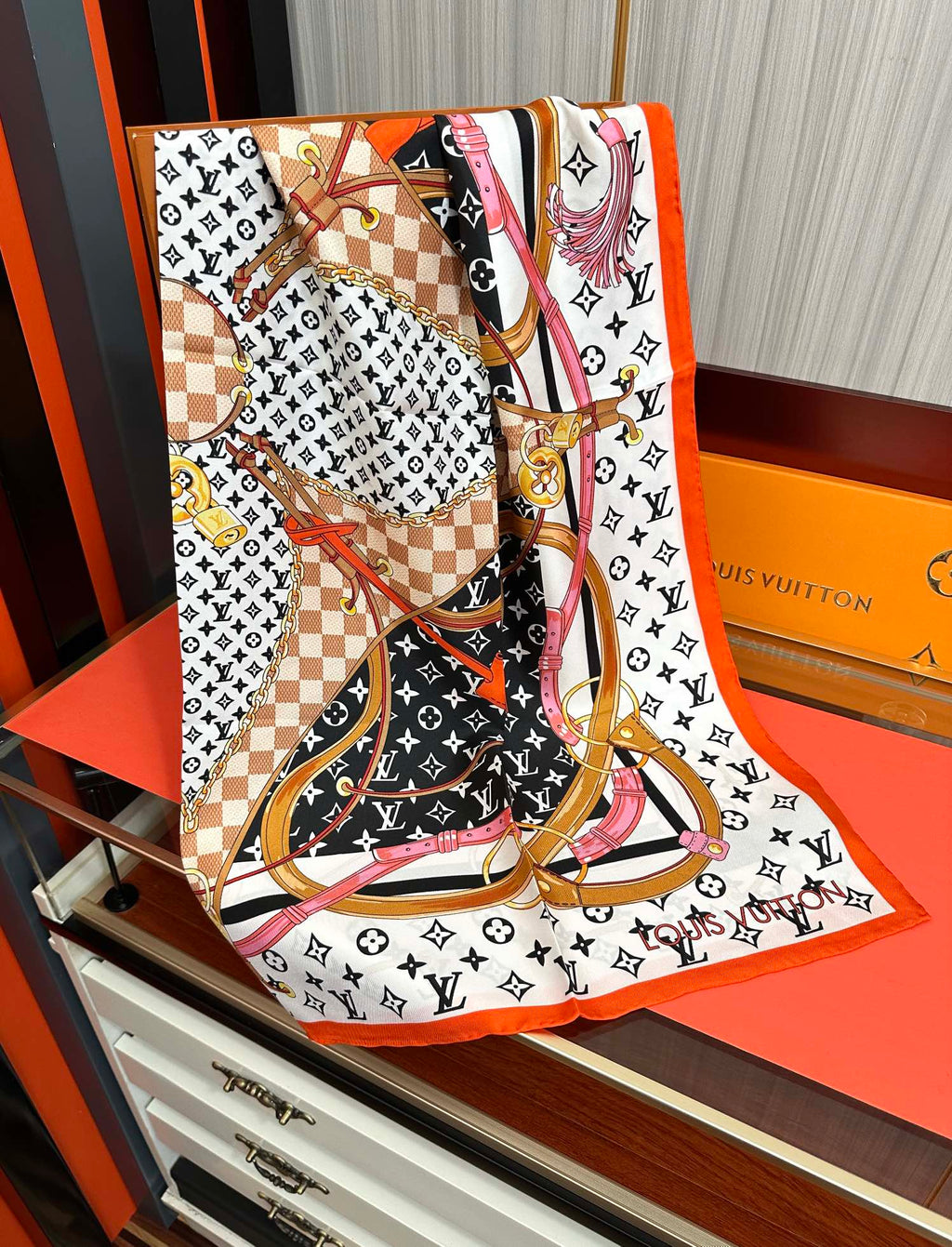 LOUIS VUITTON LV SCARF 90 CM IN SILK 738451