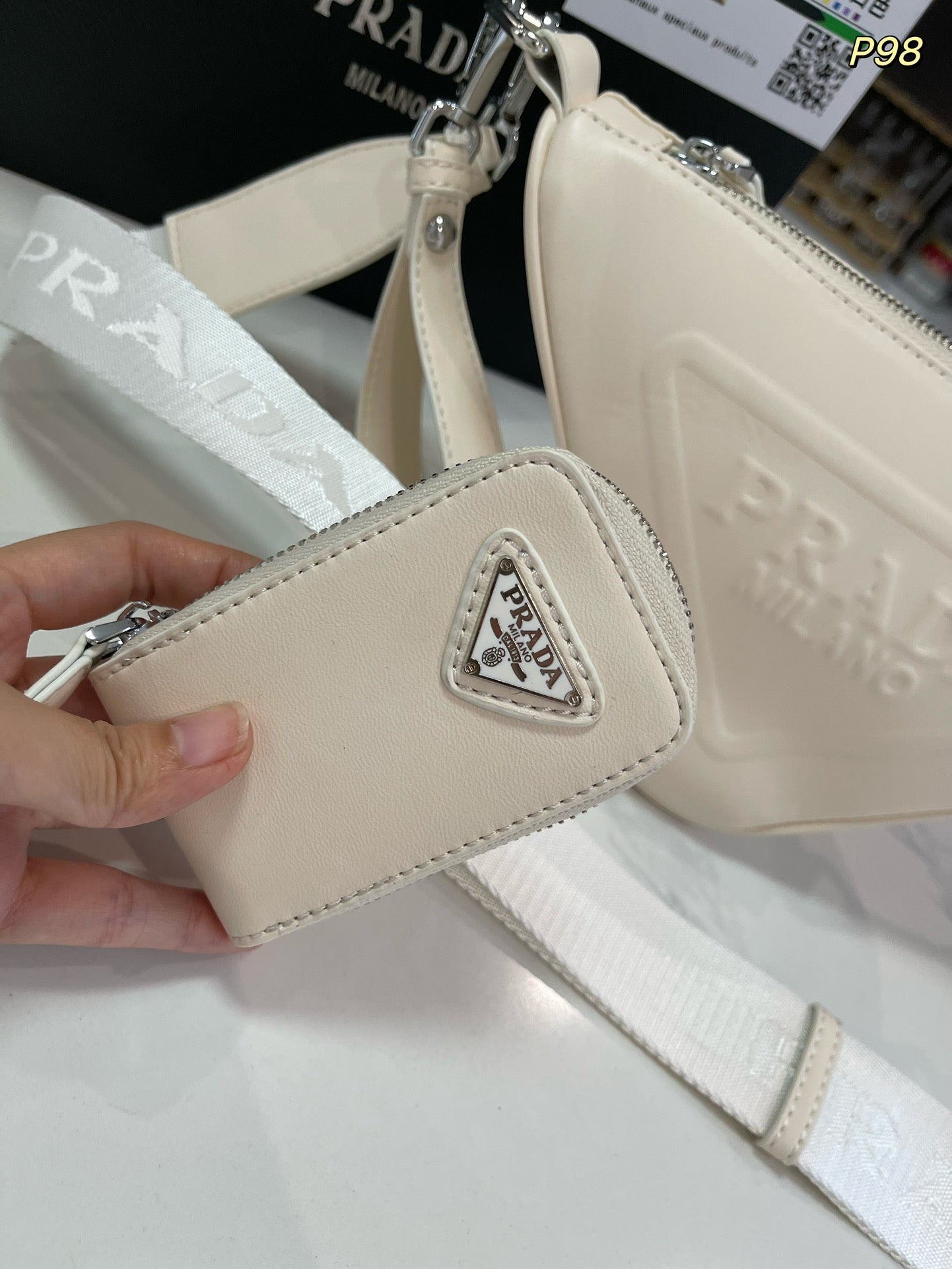 PRADA TRIANGLE 27 SHOULDER BAG IN WHITE CALFSKIN WITH STRAP