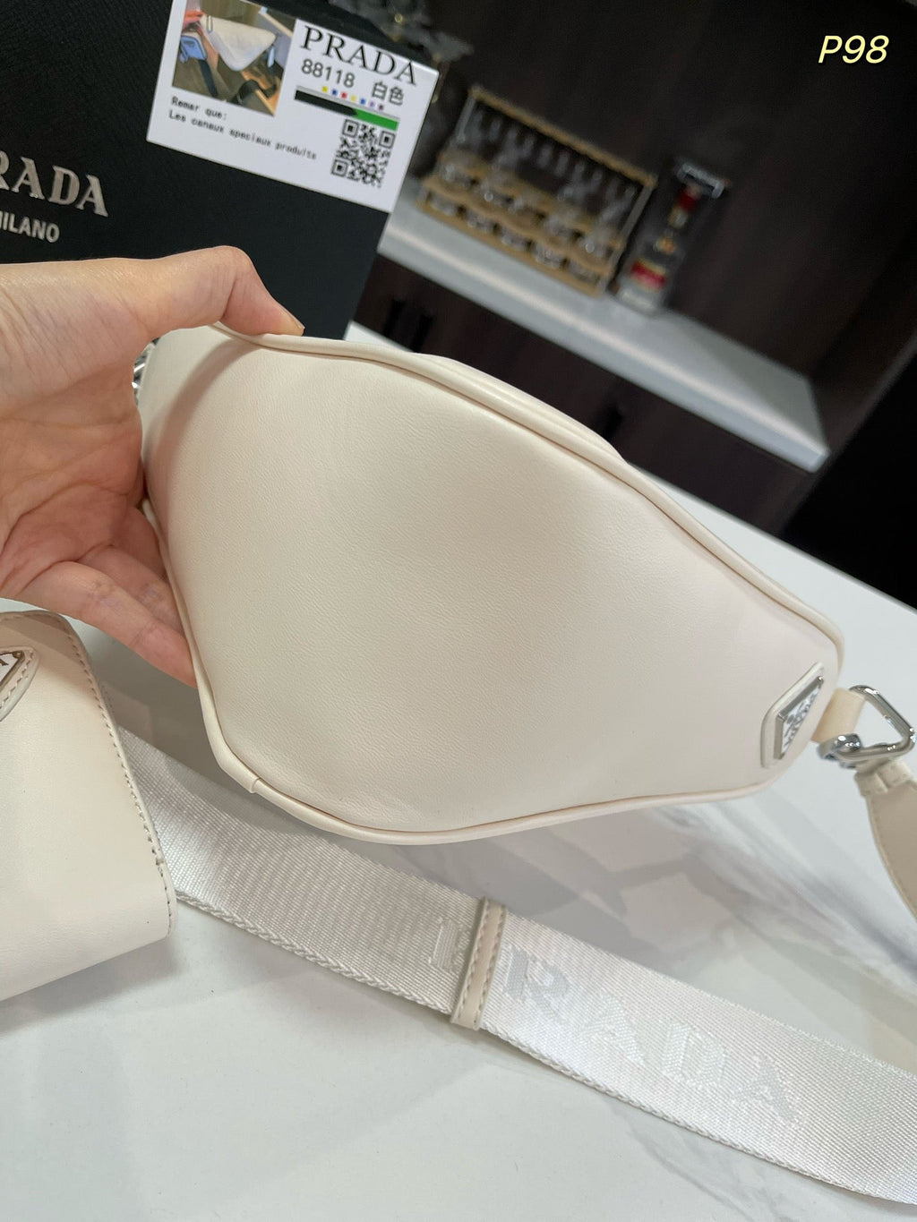 PRADA TRIANGLE 27 SHOULDER BAG IN WHITE CALFSKIN WITH STRAP