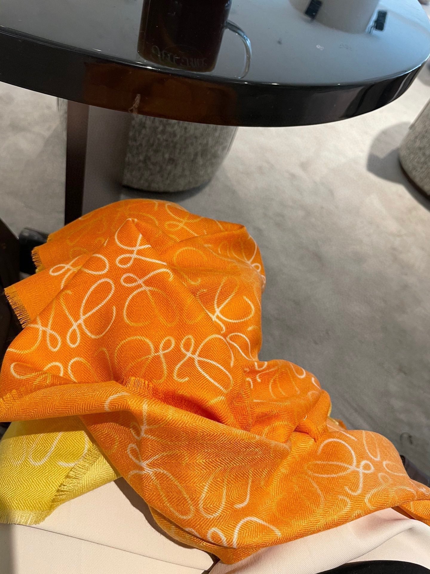 LOEWE 25S SCARF 200 IN CASHMERE SILK 0001