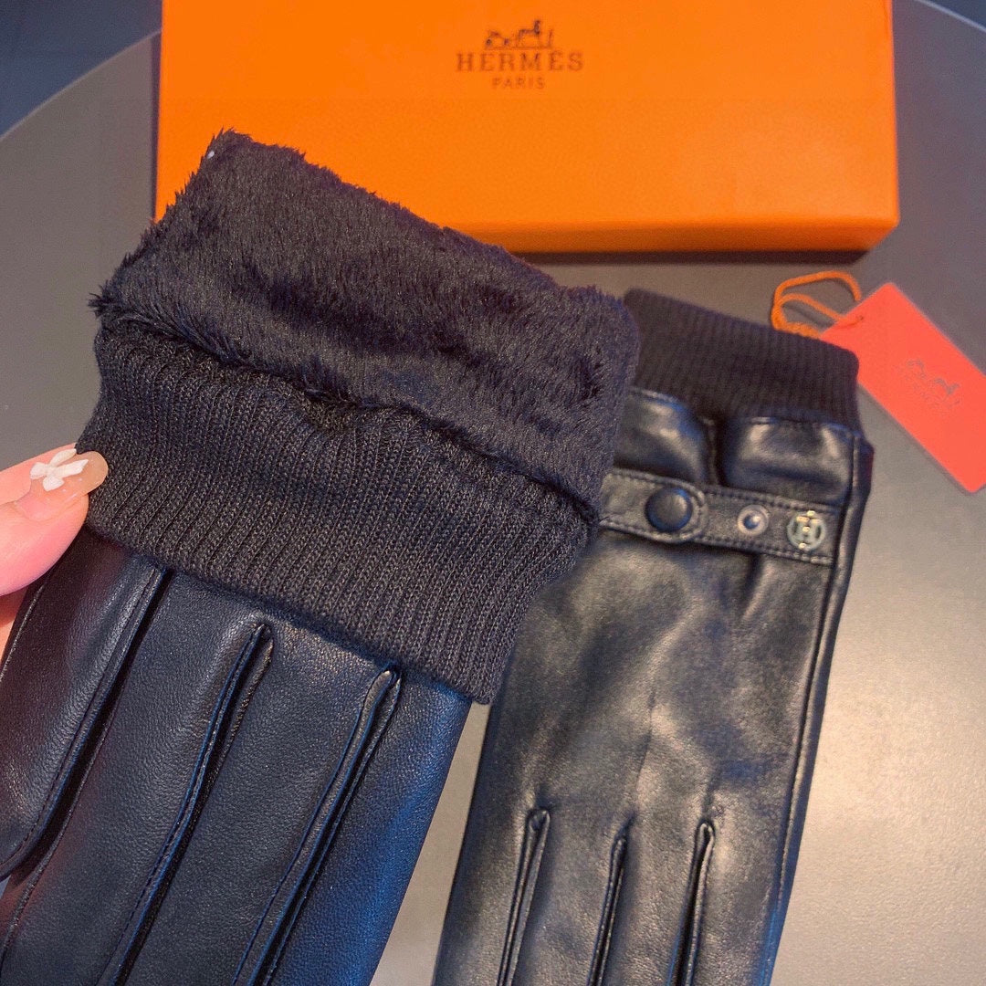 HERMES GLOVES IN BLACK SHEEPSKIN AND WOOL 112362