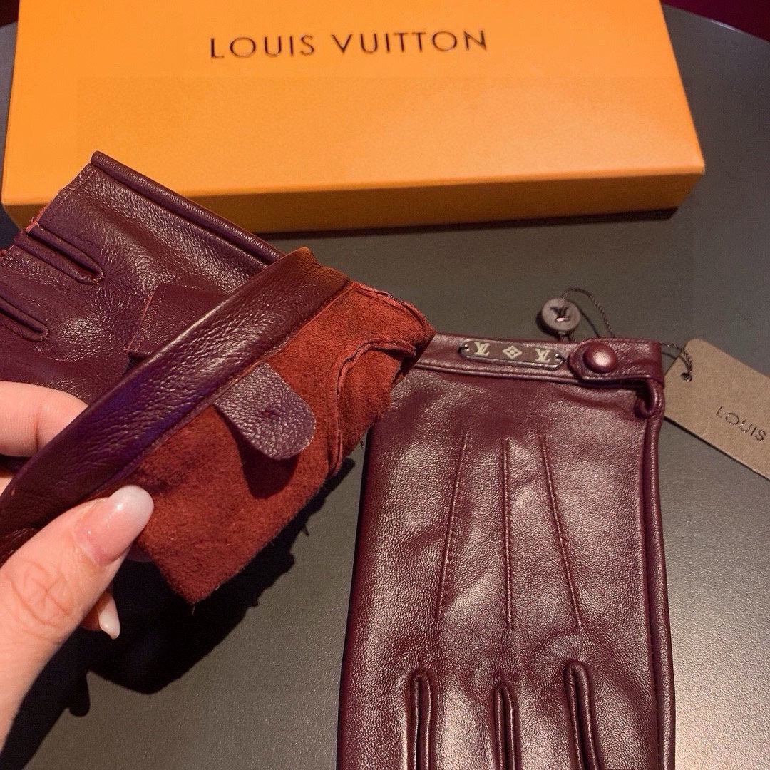 LOUIS VUITTON FINGERLESS GLOVES IN GARNET RED LAMBSKIN 453645