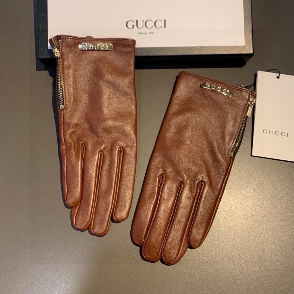 GUCCI TOUCHSCREEN GLOVES WITH SIDE ZIPPER IN CARAMEL BROWN LAMBSKIN 456310